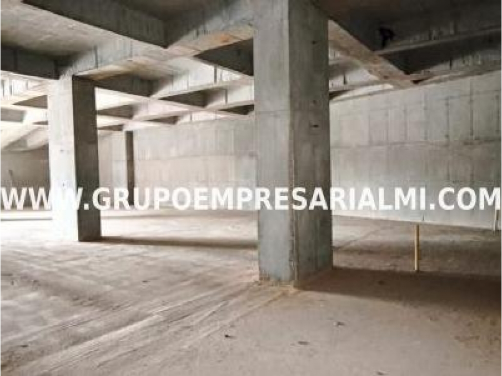 MARAVILLOSO LOCAL EN VENTA - SECTOR MAYORCA COD: 33571 - 3