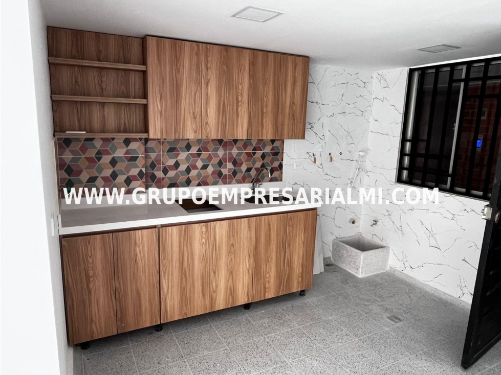 MARAVILLOSO LOCAL EN VENTA - SECTOR MARÍA AUXILIADORA COD: 32545 - 5