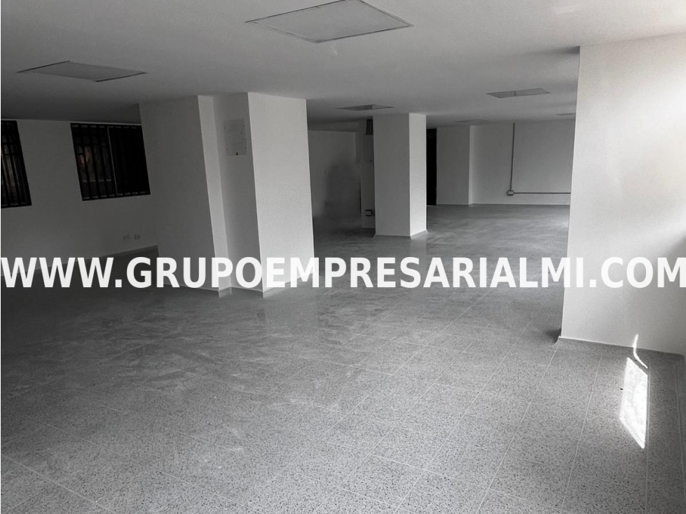 MARAVILLOSO LOCAL EN VENTA - SECTOR MARÍA AUXILIADORA COD: 32545 - 2