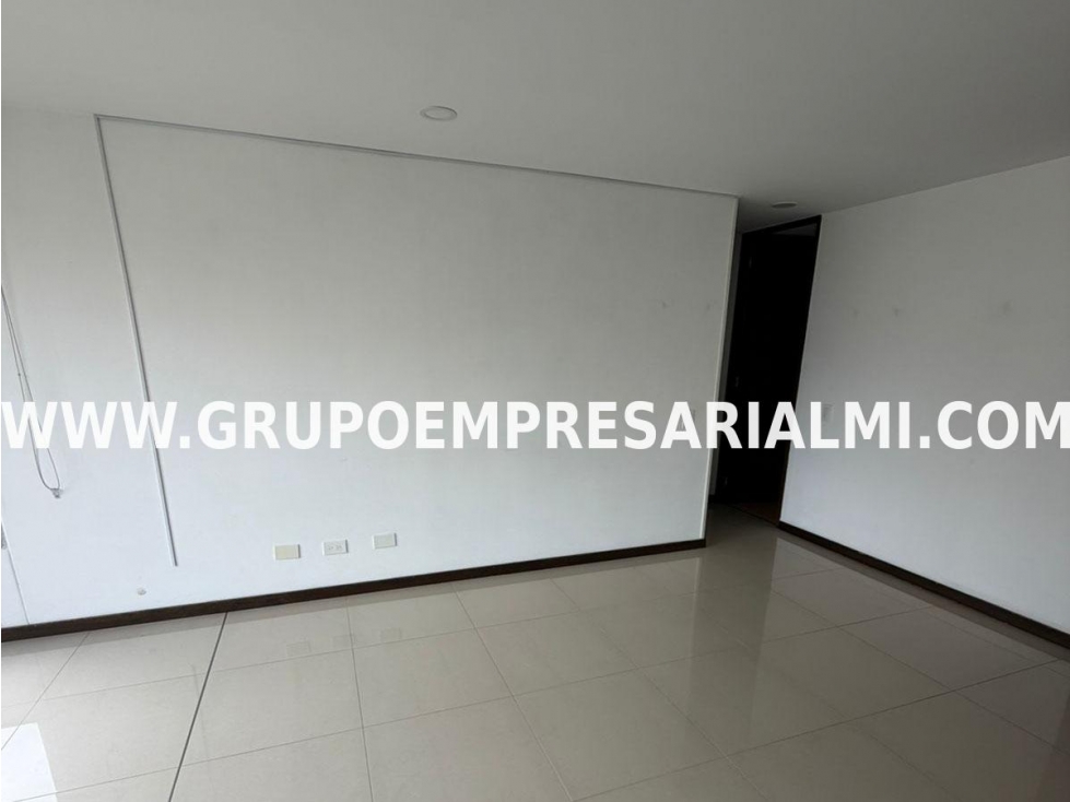 MARAVILLSO APARTAMENTO EN ARRIENDO - SECTOR LOS BALSOS COD: 33897 — foto 5