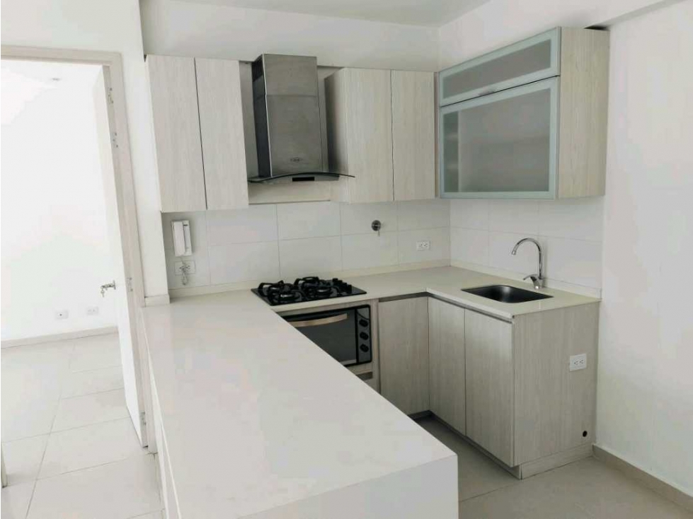 Apartamento Sabaneta sector Pan de Azúcar 80m2