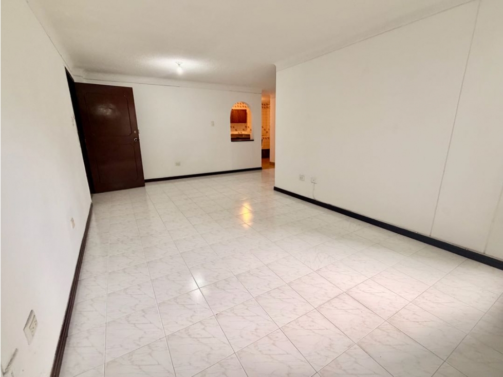 (MC) Apartaestudio en Alquiler en El Peñón Oeste de Cali — foto 2