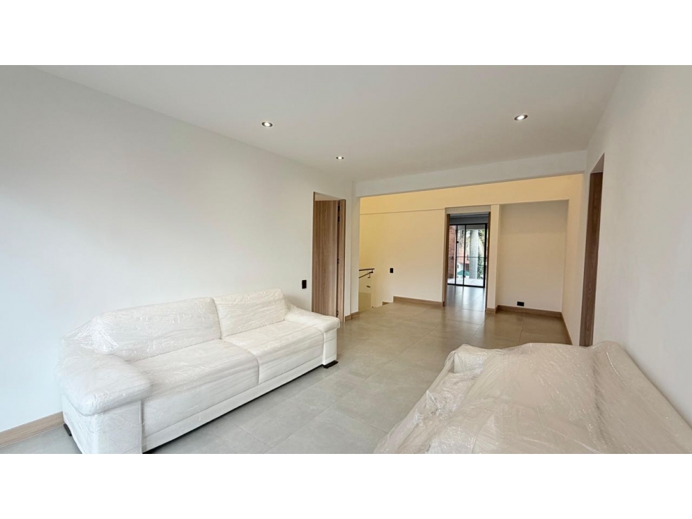 [MC-C] Casa en Condominio Ciudad Jardín Cali - 4
