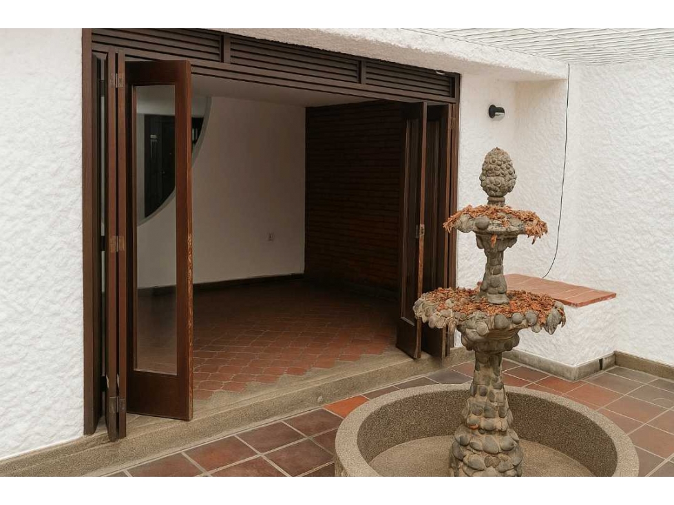 SE ALQUILA HERMOSA CASA EN EXCELENTE SECTOR DE PALMIRA BARRIO MIRRIÑAO - 2