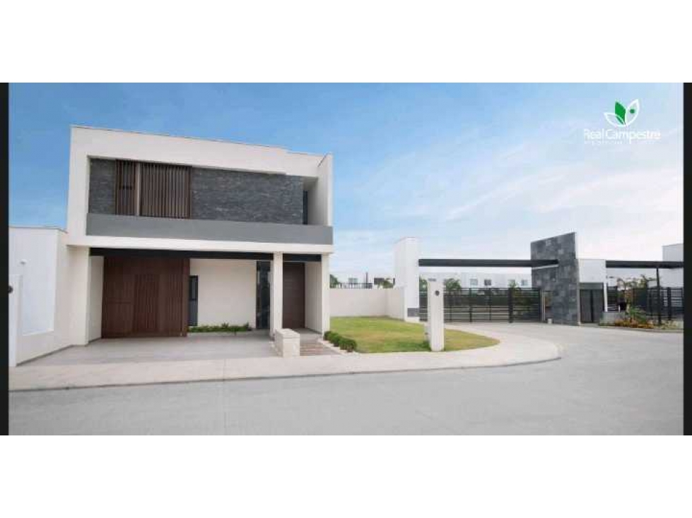 Casa en Venta 3 Recs. 3.5 Baños Cochera P/2 Autos Real Campestre - 1