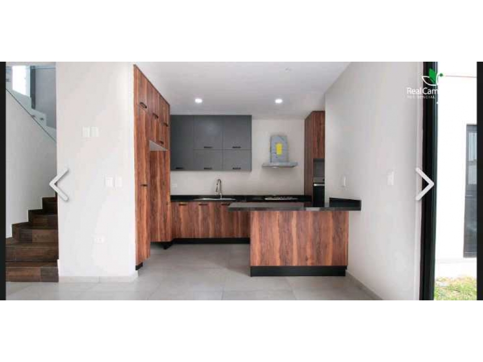 Casa en Venta 3 Recs. 3.5 Baños Cochera P/2 Autos Real Campestre — foto 6