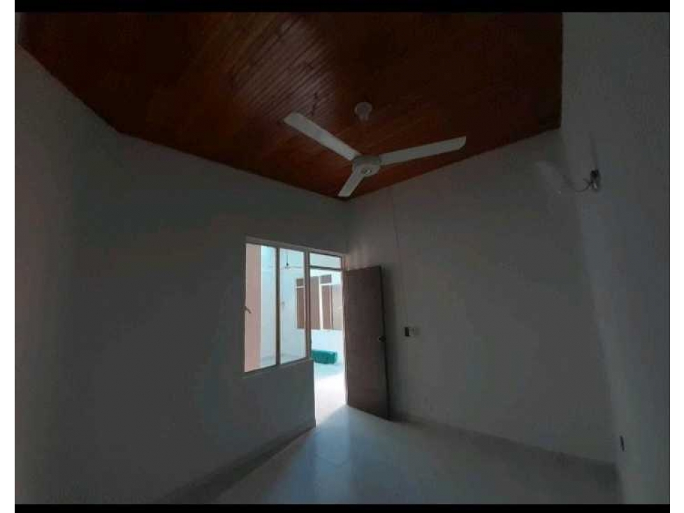 Moderna Casa Campestre en Venta en Flandes, Tolima — foto 5