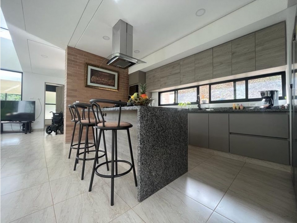 CASA CAMPESTRE DE UN NIVEL / COMBIA PEREIRA — foto 4