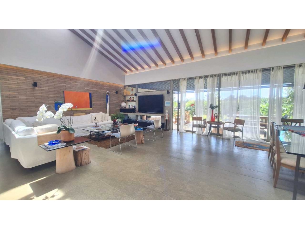 MODERNA CASA DE UN NIVEL PARA LA VENTA EN LLANOGRANDE -RIONEGRO. — foto 4