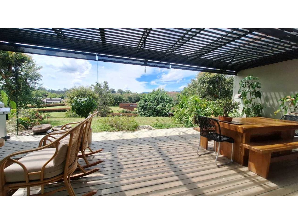 MODERNA CASA DE UN NIVEL PARA LA VENTA EN LLANOGRANDE -RIONEGRO. — foto 6