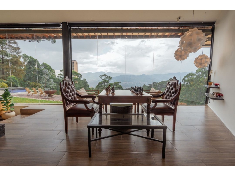 MODERNA CASA EN PALMAS CON VISTA A LA CIUDAD DE MEDELLIN — foto 3