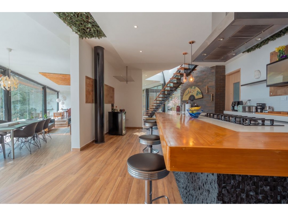 MODERNA CASA EN PALMAS CON VISTA A LA CIUDAD DE MEDELLIN — foto 6