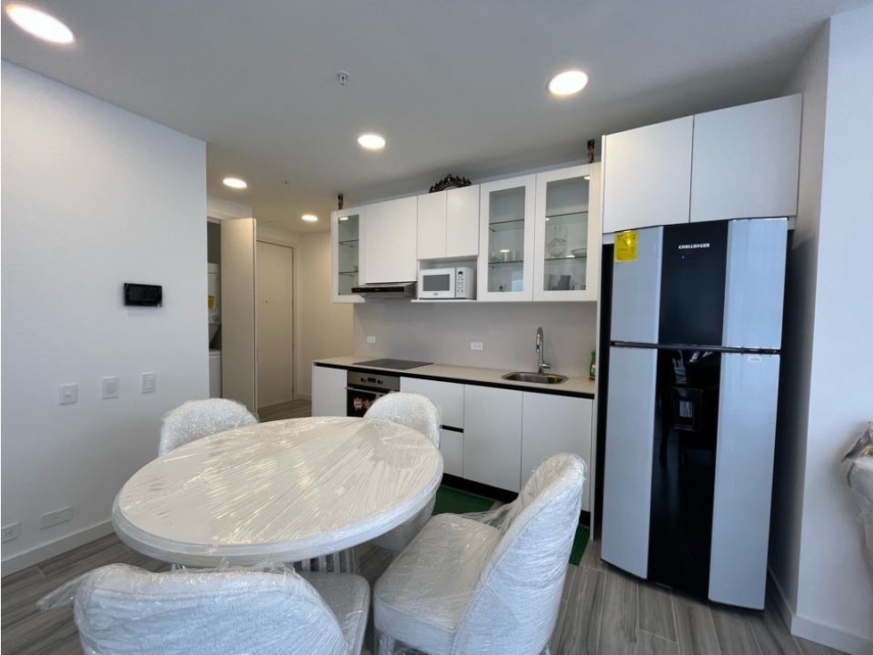 Suite amoblada de arriendo Quito Edificio Epiq cerca Mall El Jardín - 4