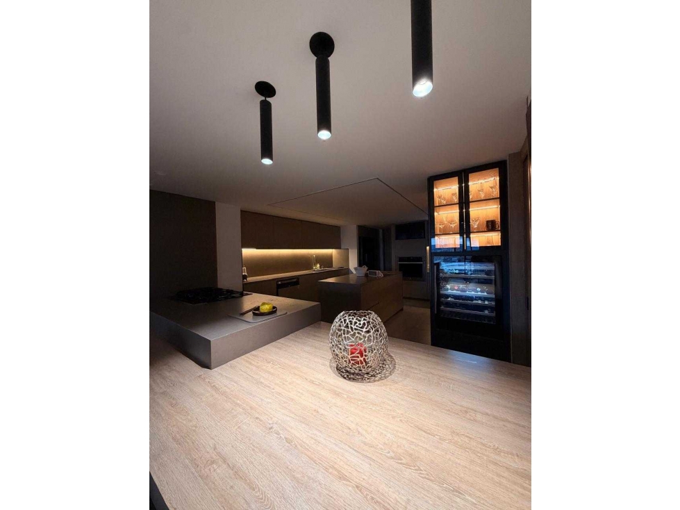MODERNO APARTAMENTO ARRIENDO CERROS ORIENTALES — foto 2