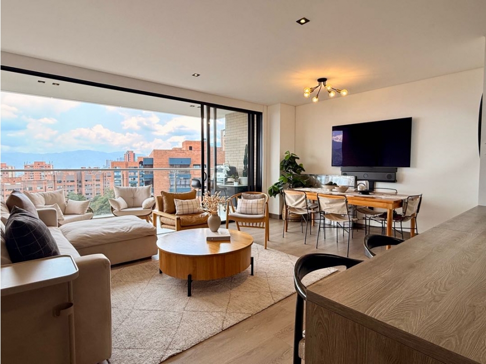 Moderno apartamento con excelente ubicación en Los Balsos — foto 2
