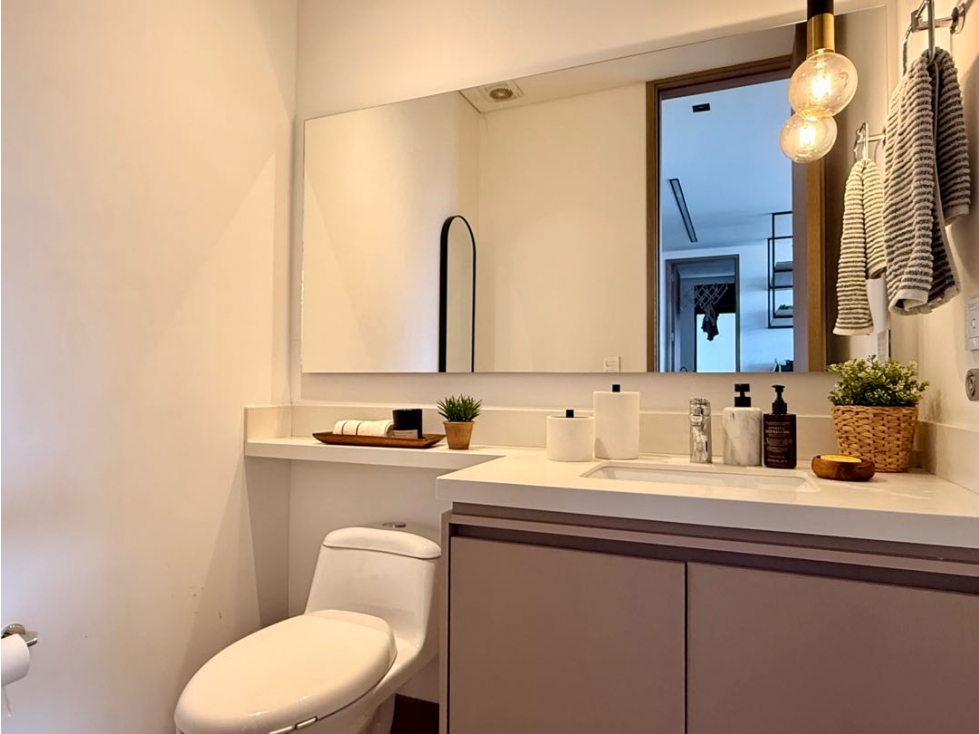 Moderno apartamento con excelente ubicación en Los Balsos — foto 4
