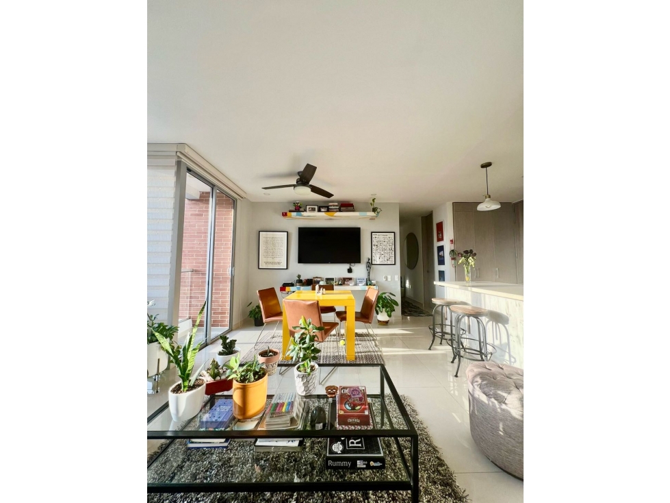 MODERNO APARTAMENTO DE 2 HABITACIONES EN VENTA — foto 2