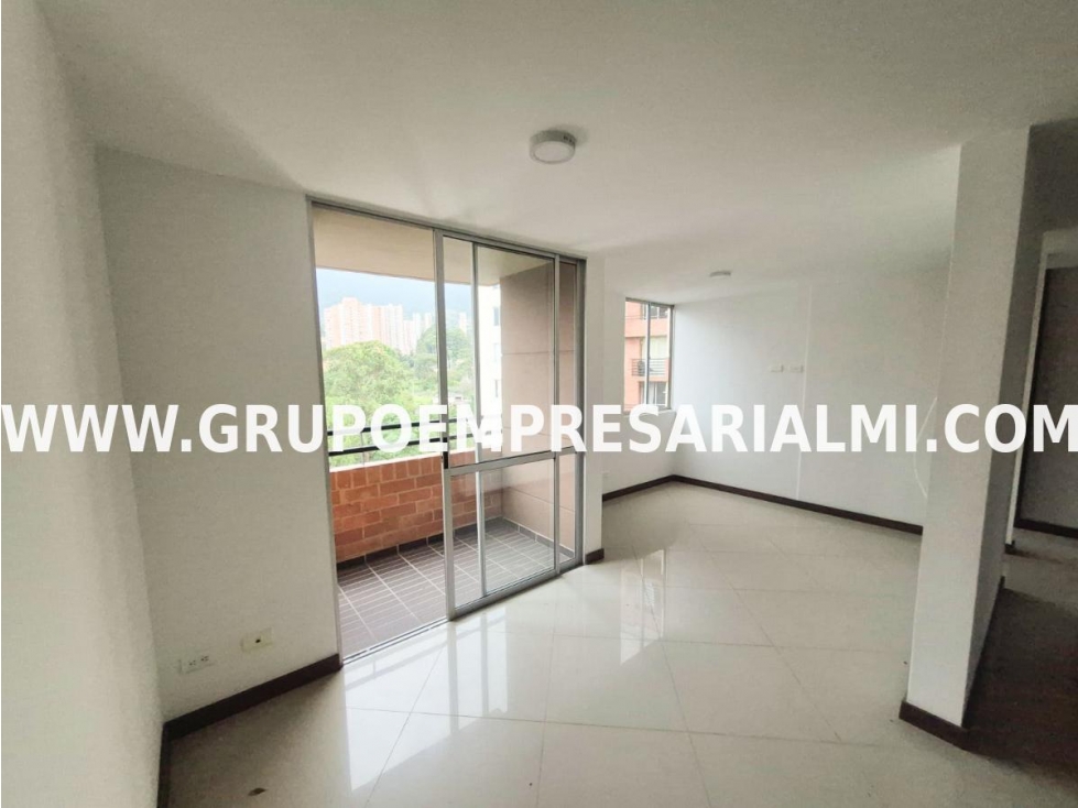 MODERNO APARTAMENTO EN ARRIENDO - SECTOR DITAIRES COD: 33021