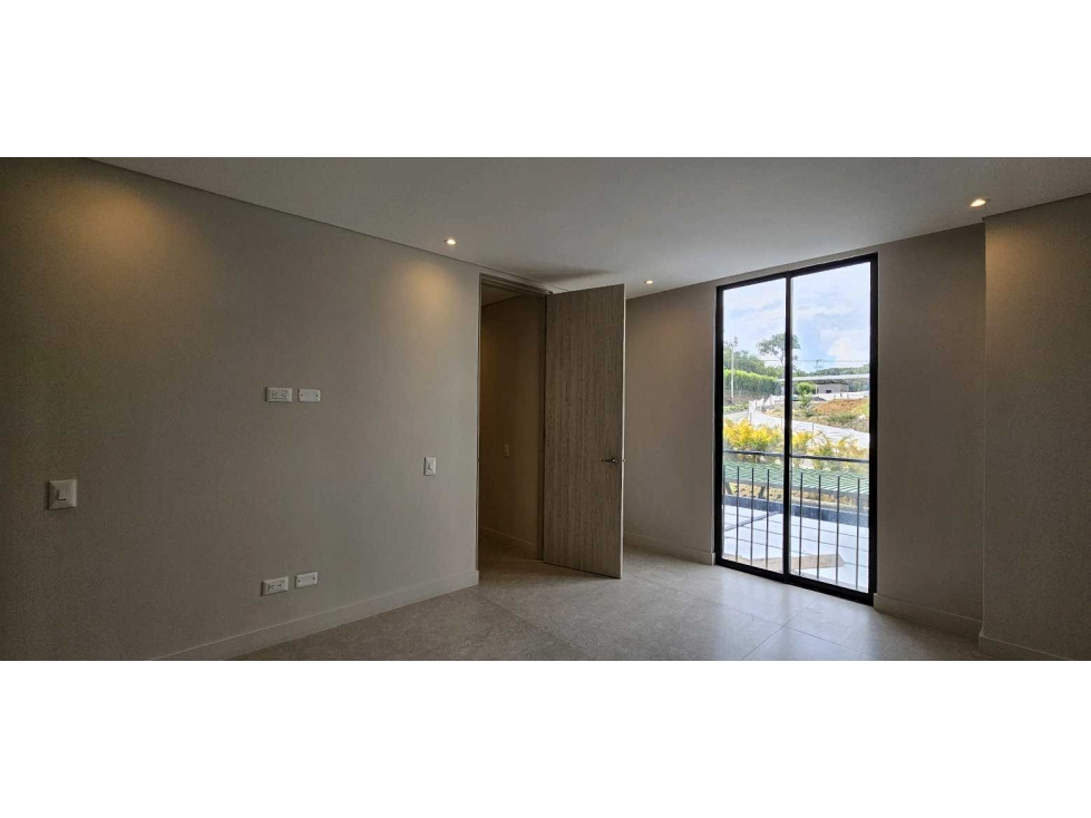 Moderno apartamento en venta en Cerritos. Ascensor directo a la sala. — foto 6