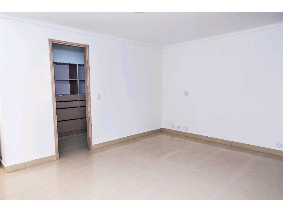 Moderno apartamento para la venta en exclusivo sector del Poblado — foto 6