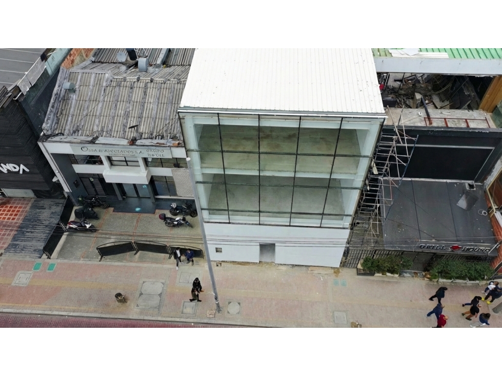 SE ARRIENDA LOCAL COMERCIAL EN ZONA T BOGOTA