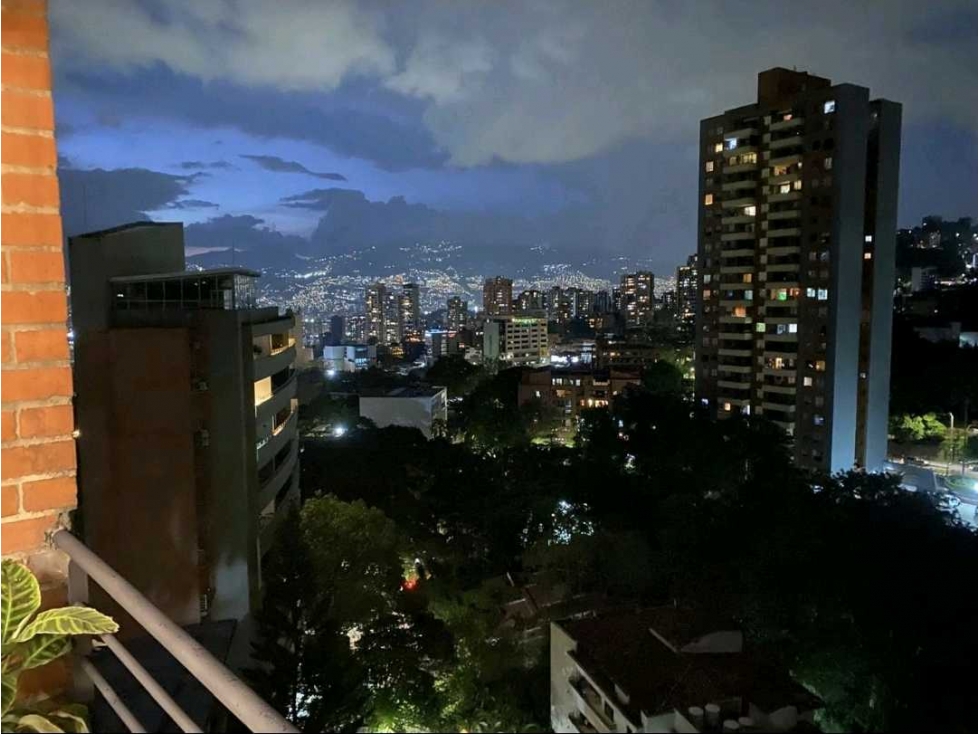 Moderno ph Amoblado con Jacuzzy y Vista en Provenza El Poblado — foto 2