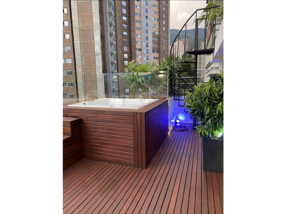 Moderno ph Amoblado con Jacuzzy y Vista en Provenza El Poblado — foto 5