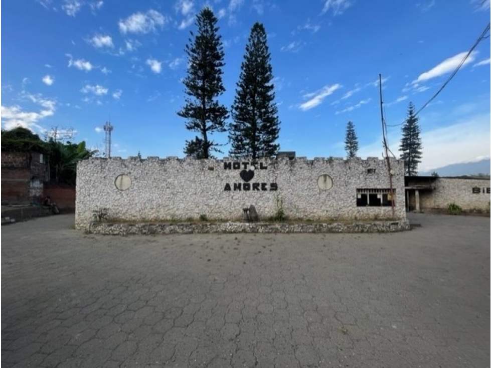MOTEL AMORES CORREGIMIENTO JUANCHITO CR 8 94 120 - 1