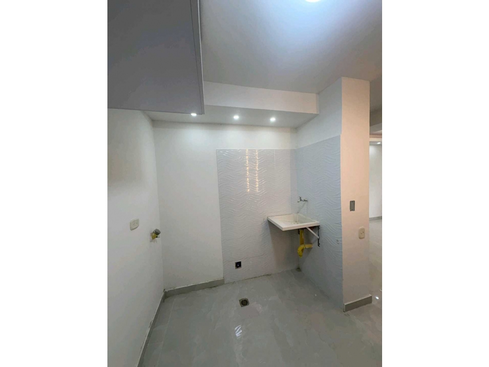 APARTEMENTO EN PRIMER PISO EN VENTA CONJUNTO NAPOLI EN LA ITALIA — foto 6