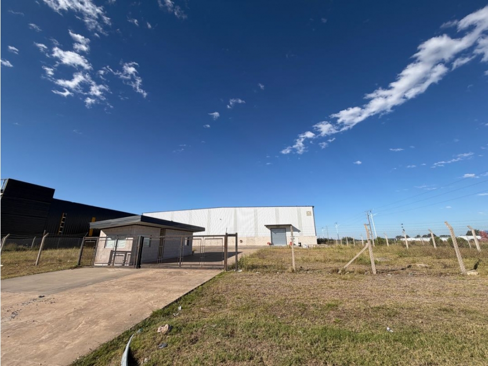 Nave Industrial en Alquiler 5.278 m2 Parque Industrial Ruta 6 - 3