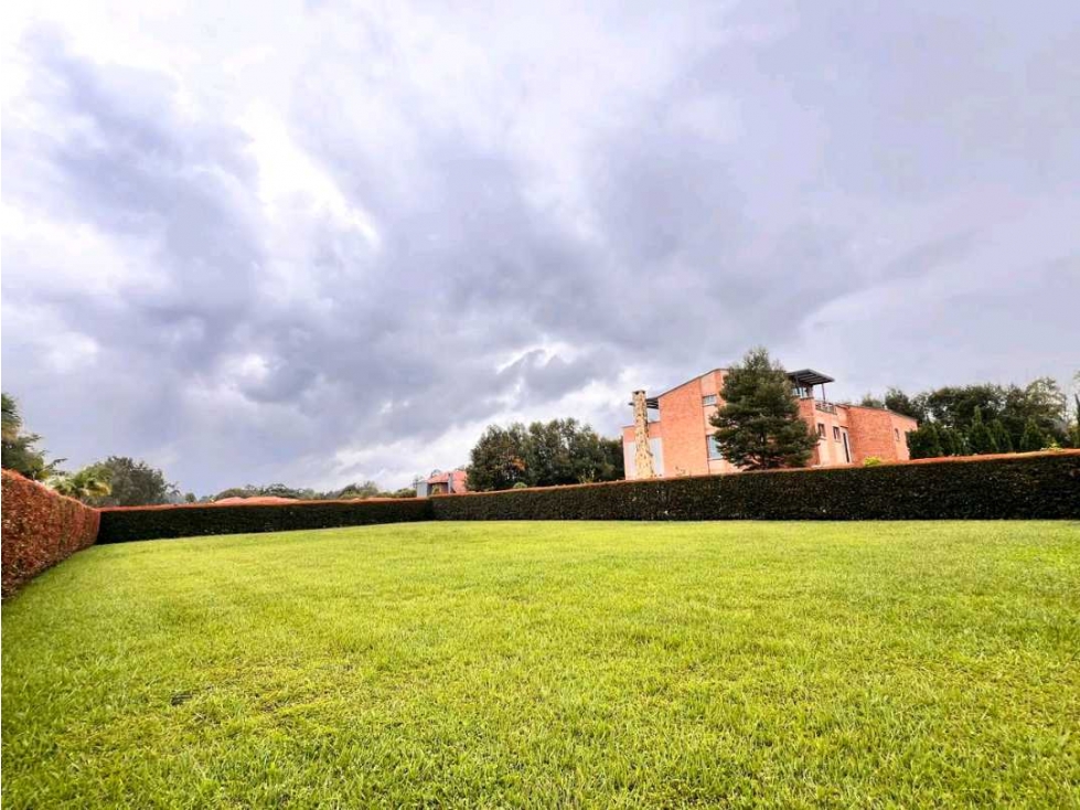ÚNICO... LOTE EN VENTA EN PARCELACION EN LLANOGRANDE... Oportunidad. — foto 6