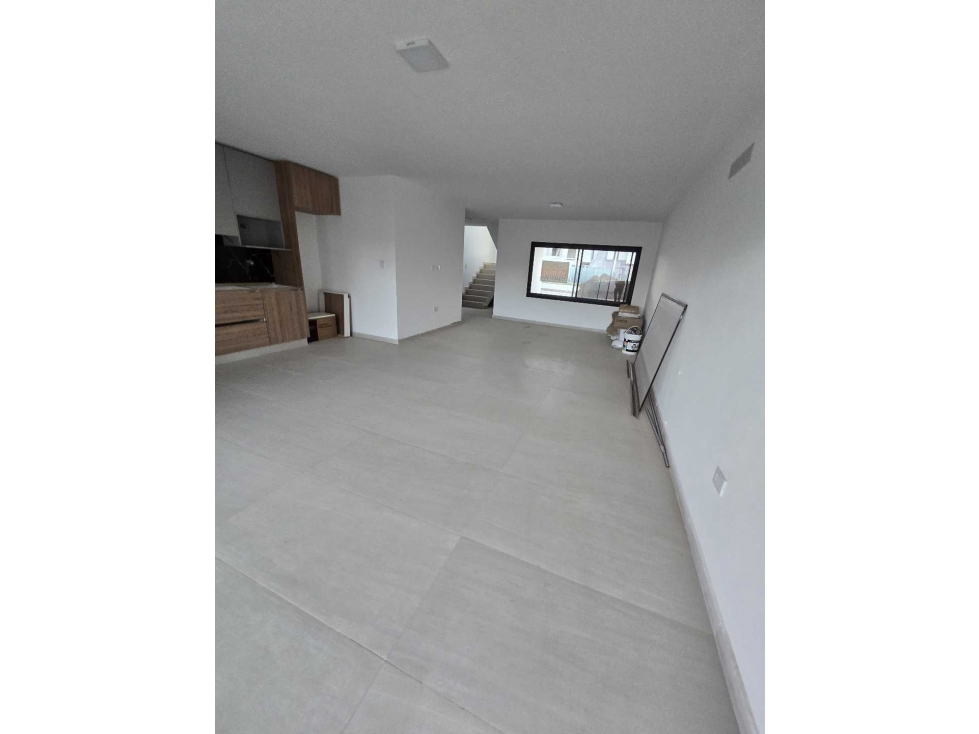 NOBU TOWN - Amplio Dúplex! 3 dorm, 3 baños, cochera! — foto 5