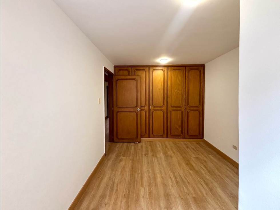 Nogal Arriendo 3 habitaciones y estudio — foto 4