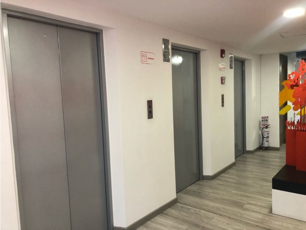 NOGAL VENTA OFICINA 440m2 totalmente equipada — foto 5