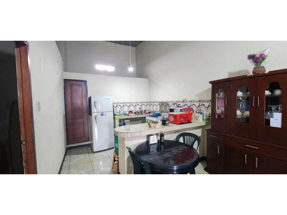 Norte, Sauces tres, Rentera, Comercial — foto 3