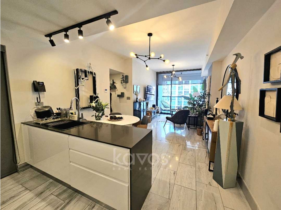 NUOVO ARMANI - VENTA- BELLA VISTA