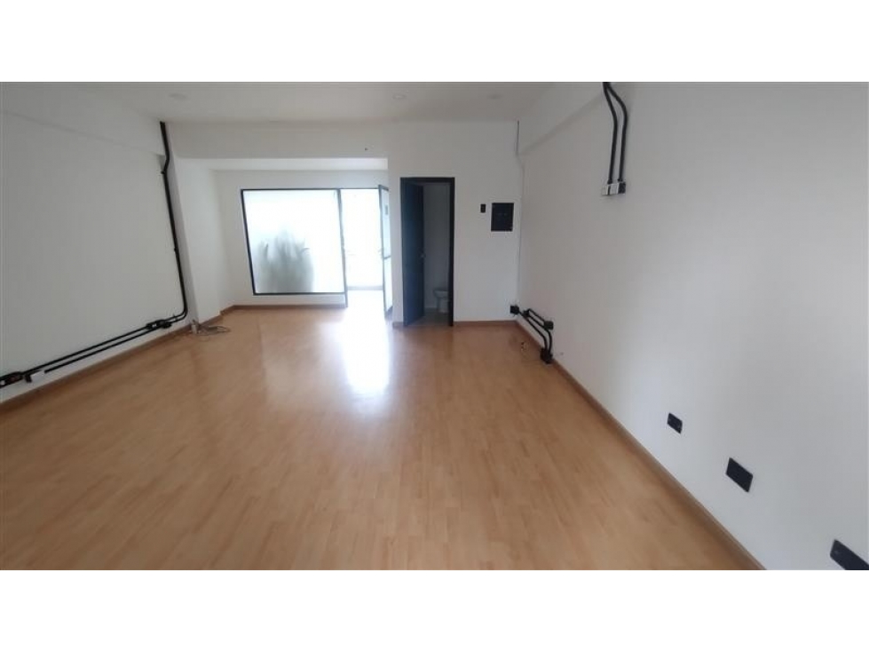 OF 302 CC CIUDAD JARDIN CL 18 106 98 — foto 5