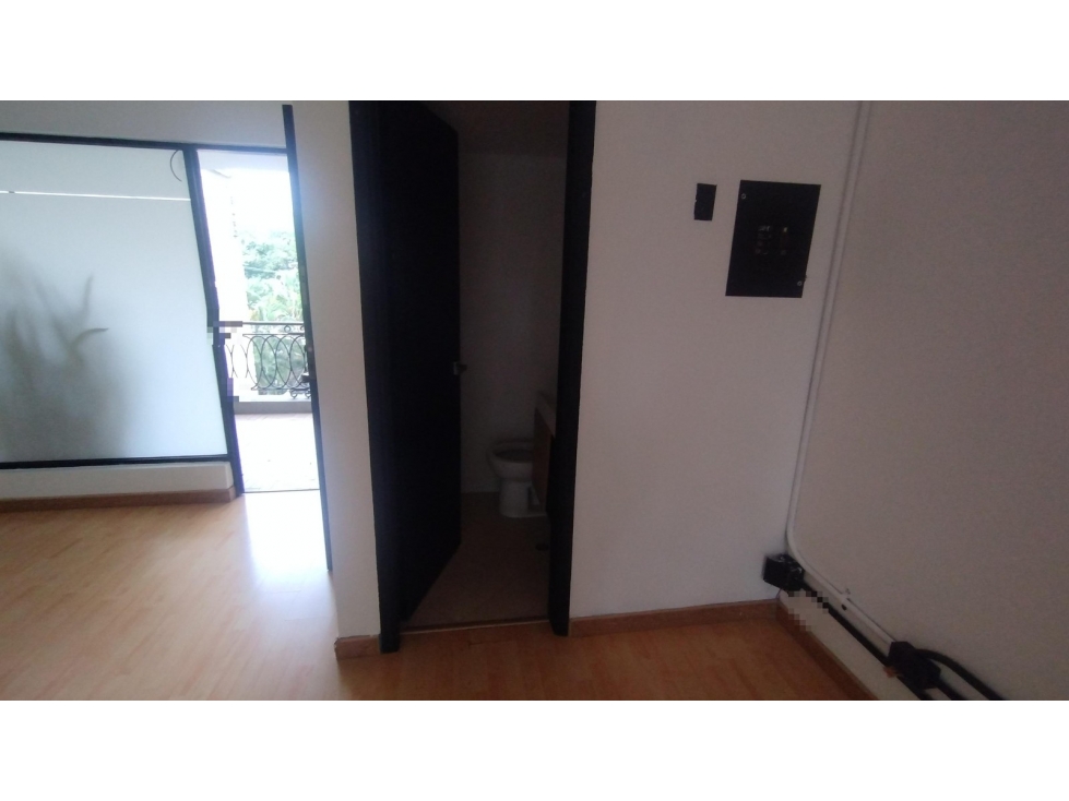 OF 302 CC CIUDAD JARDIN CL 18 106 98 — foto 6