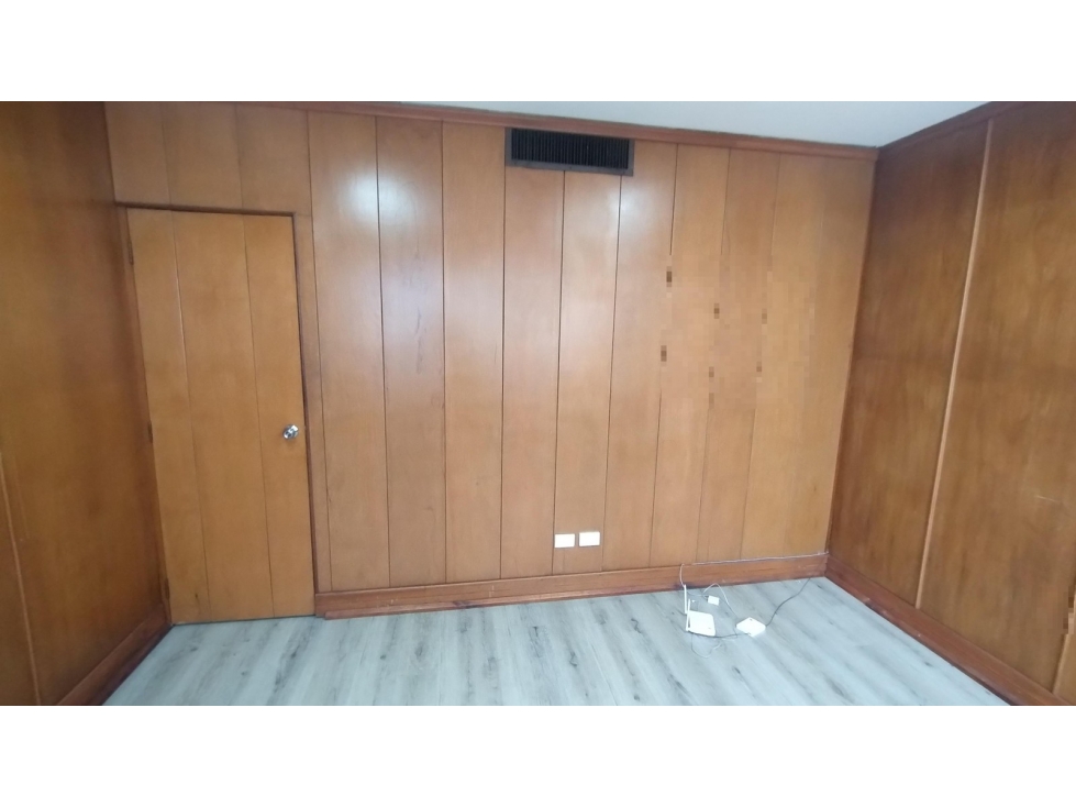 OF 414 ED CENTRO SEGUROS BOLIVAR CR 4 12 41 — foto 4