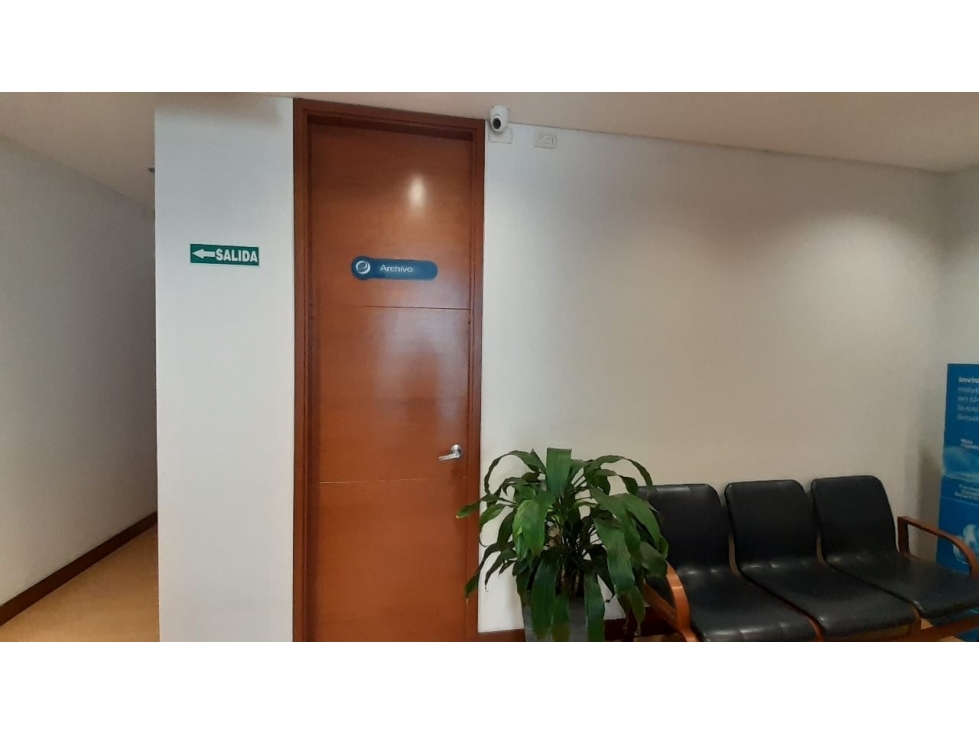 OF 510 TR FARALLONES ED HOLGUINES TRADE CENTER ET I CR 100 11 60 — foto 6