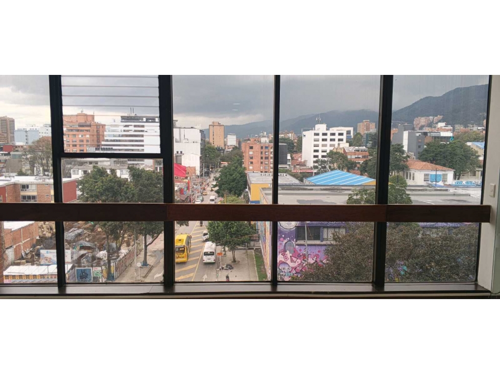 OFICINA 100 M2 CALLE 72 CON 11 $5.000.000 CON ADMON QUINTO PISO EX — foto 2