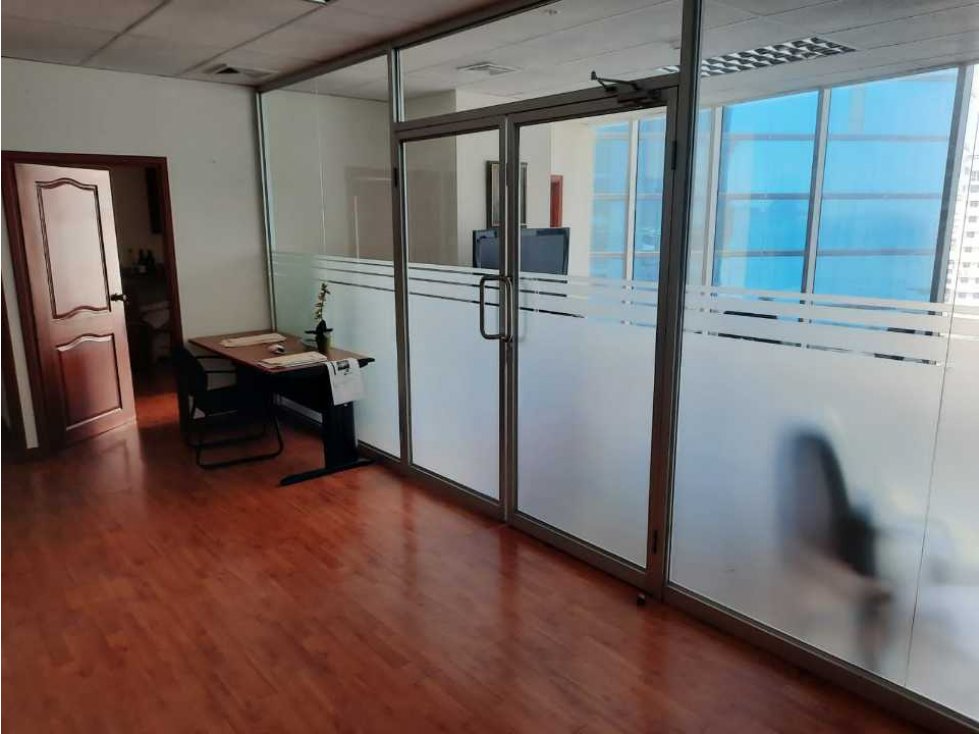 OFICINA 120 MS EN MARBELLA, LA TORRE BANESCO AQUILINO DE LA GUARDIA