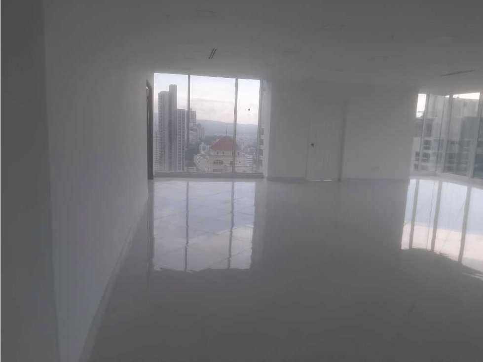 OFICINA 130M2, MTTO INCLUIDO RECIEN RENOVADAS OBARRIO PH OPTIMA
