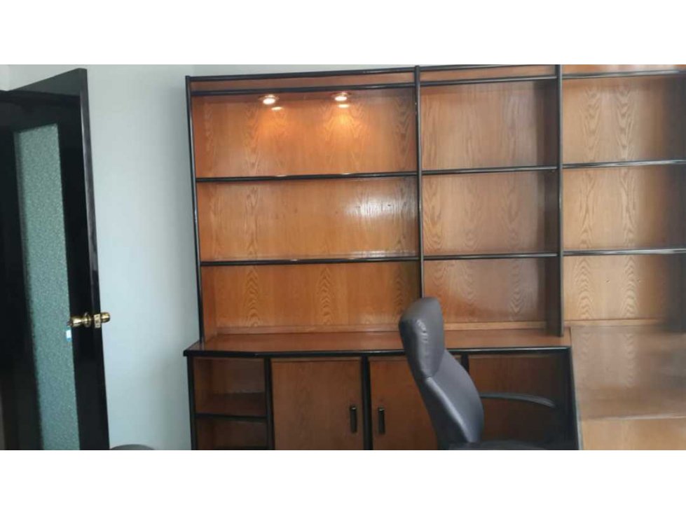OFICINA AMOBLADA EN TORRE ADVANCED 099 AREA BANCARIA 88 M² — foto 5