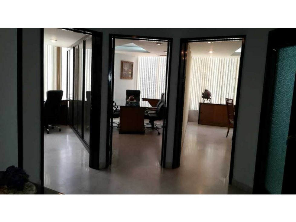 OFICINA AMOBLADA EN TORRE ADVANCED 099 AREA BANCARIA 88 M² — foto 2