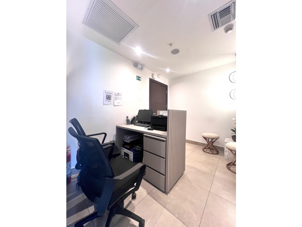 Oficina amoblada en venta - Arcos Plaza — foto 4