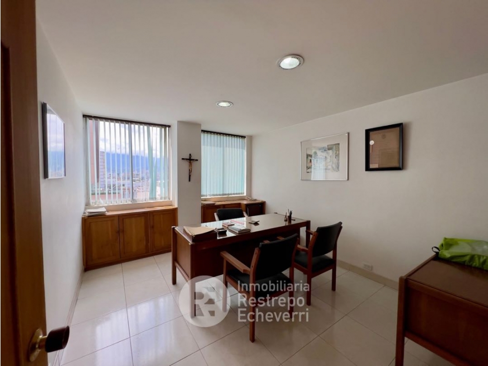 Oficina amoblada en venta, Sector Centro, Manizales