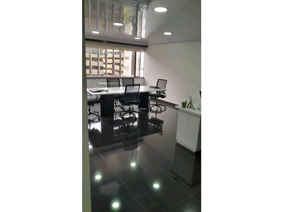 Oficina arriendo centro la 93 — foto 2