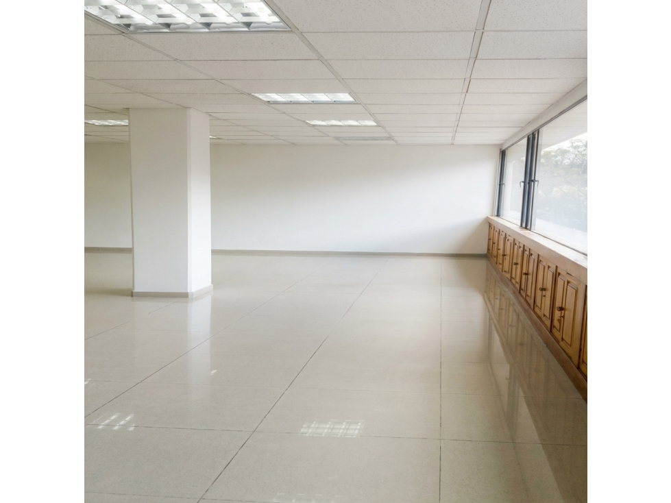 SE VENDE OFICINA EN CHICO BOGOTA — foto 2