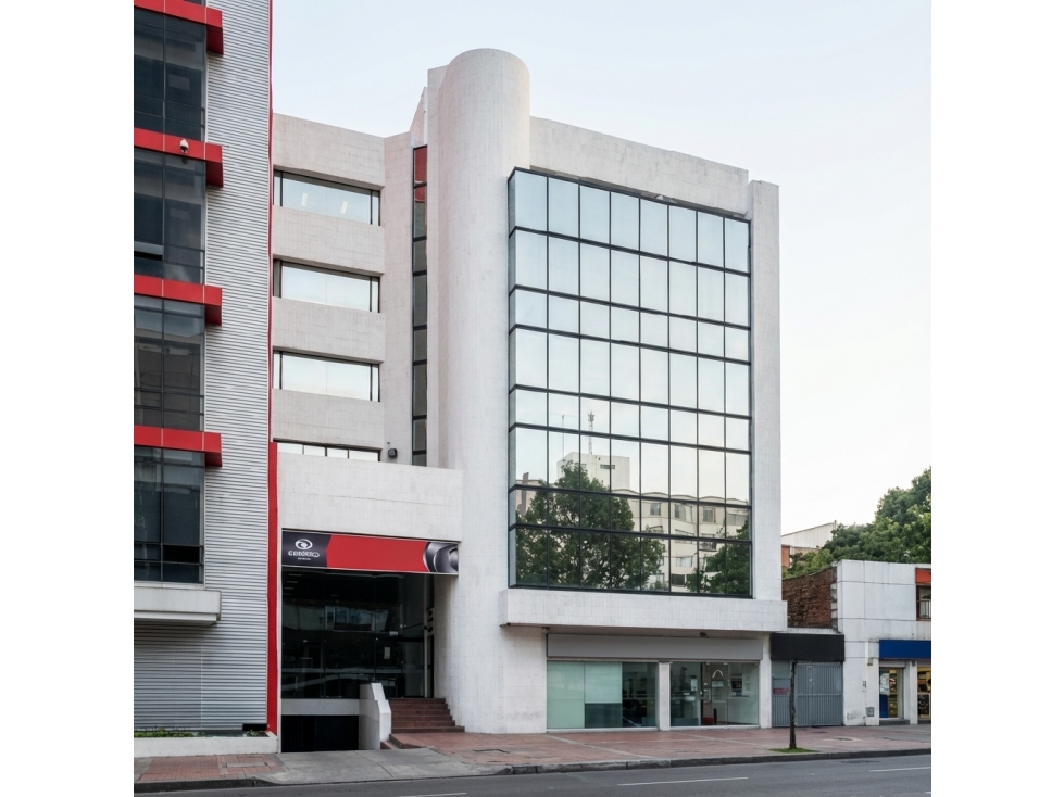 SE VENDE OFICINA EN CHICO BOGOTA